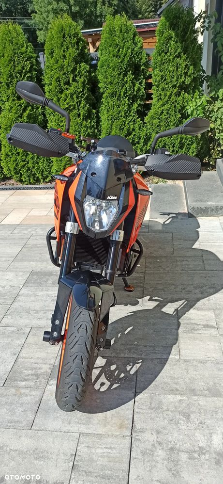 KTM Duke - 19