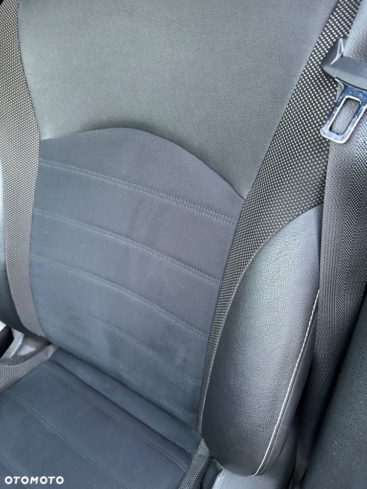Nissan Juke - 25
