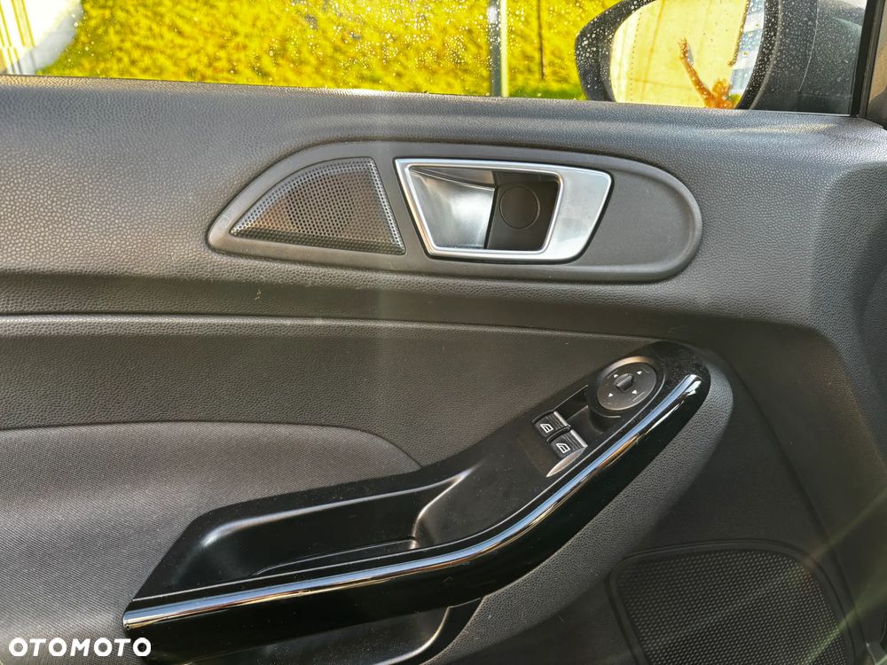 Ford Fiesta 1.0 EcoBoost STart-Stop ST-LINE - 10