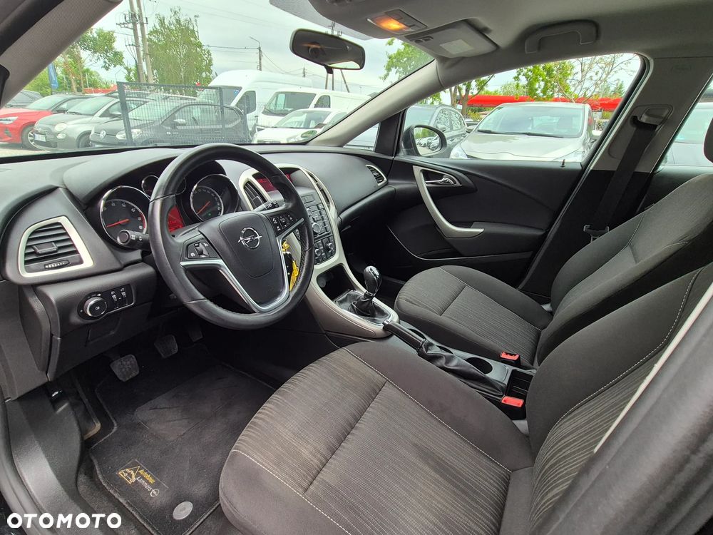 Opel Astra 1.6 Design Edition - 26