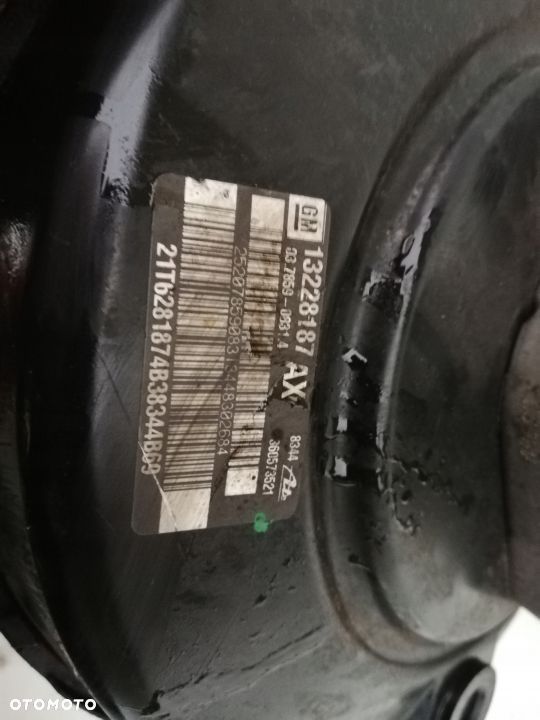 Serwo hamulcowe, zbiornik Insignia A  2,0 CDTI A20DTH 13228187AX - 2