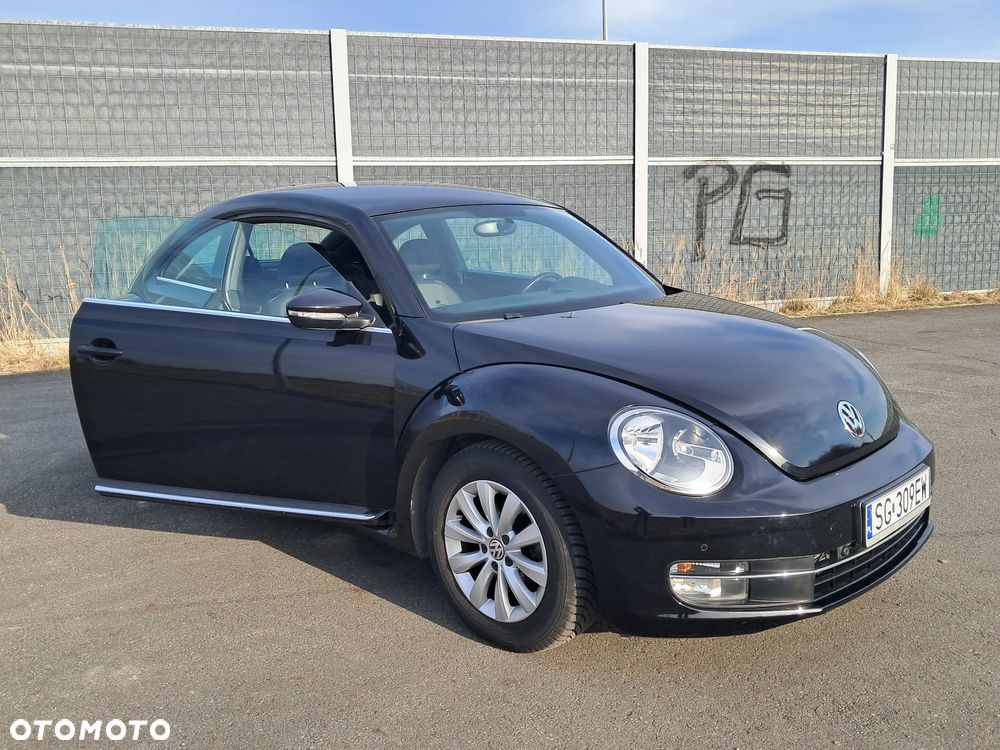 Volkswagen Beetle 1.6 TDI DPF Blue Motion Technologie Design - 19