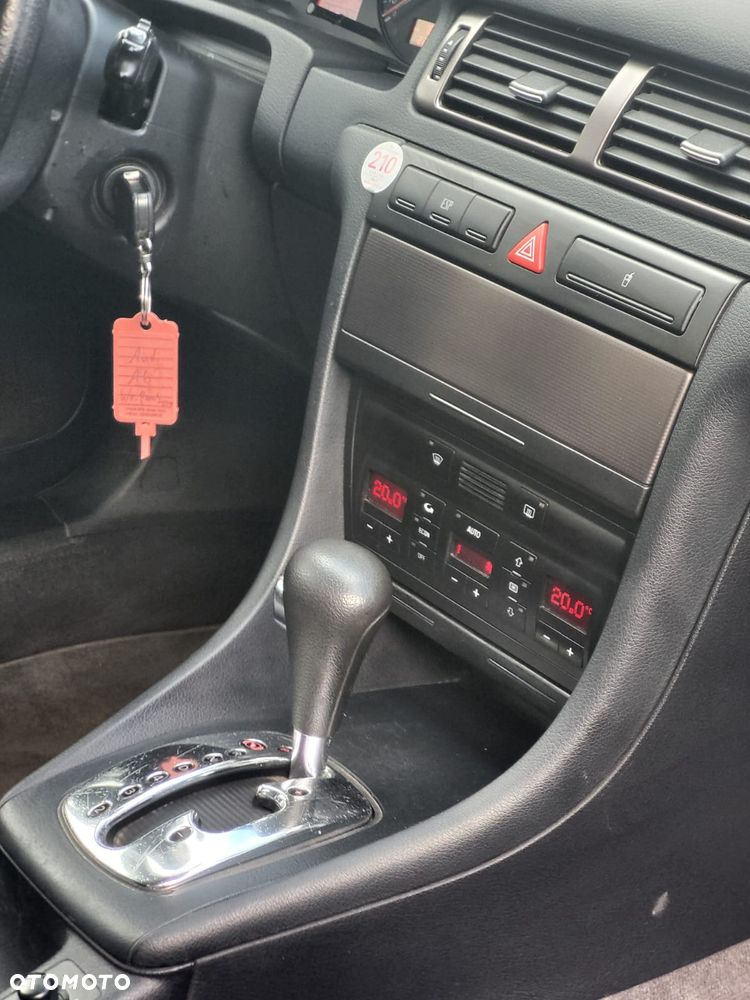 Audi A6 Limousine 2.8 Quattro - 28
