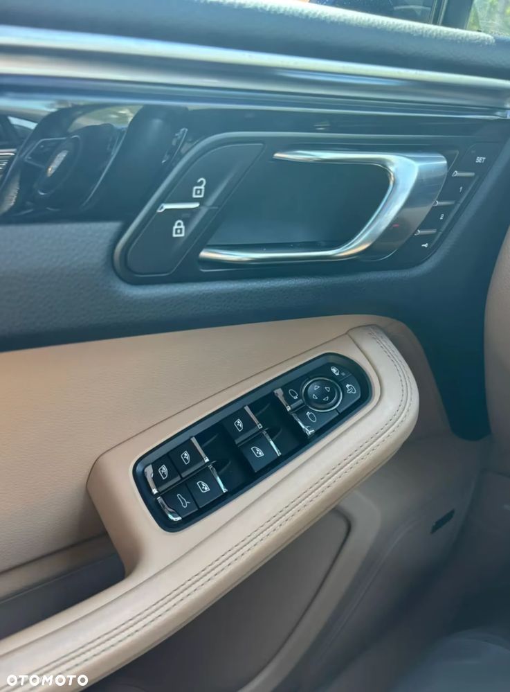 Porsche Macan PDK - 10