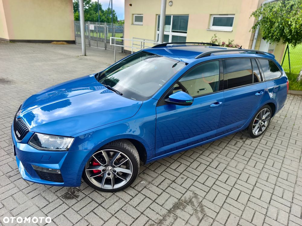 Skoda Octavia 2.0 TDI DSG RS - 33