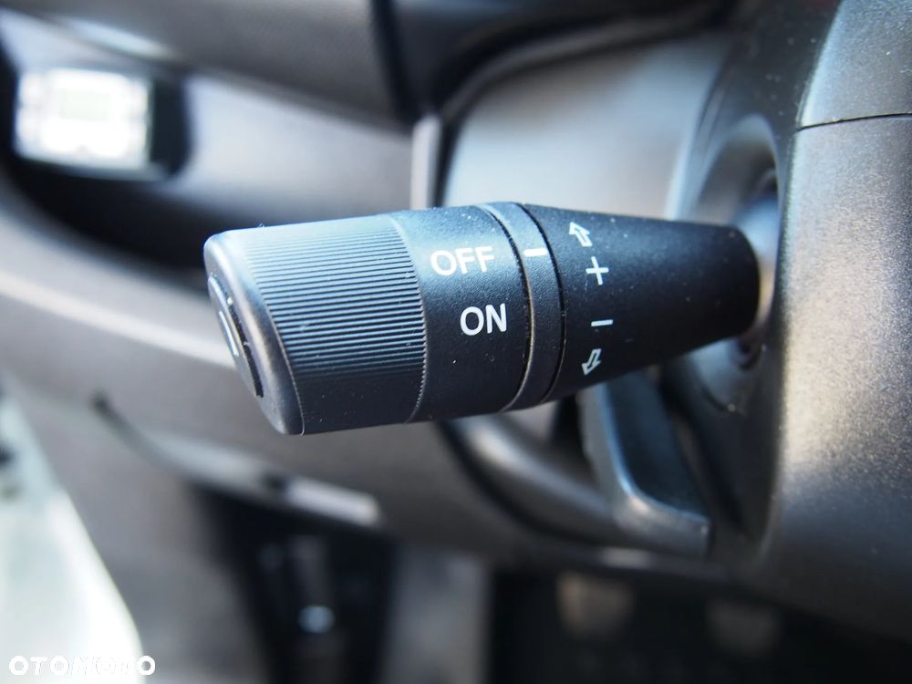 Opel COMBO - 28