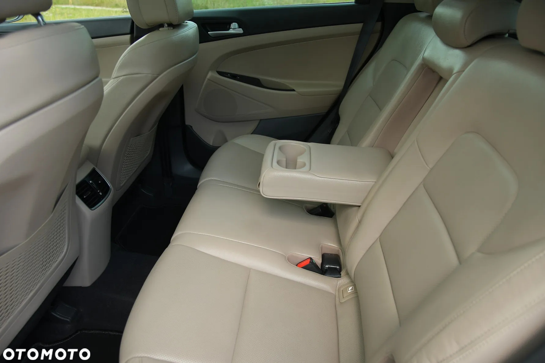Hyundai Tucson 1.7 CRDI BlueDrive Design 2WD DCT - 25