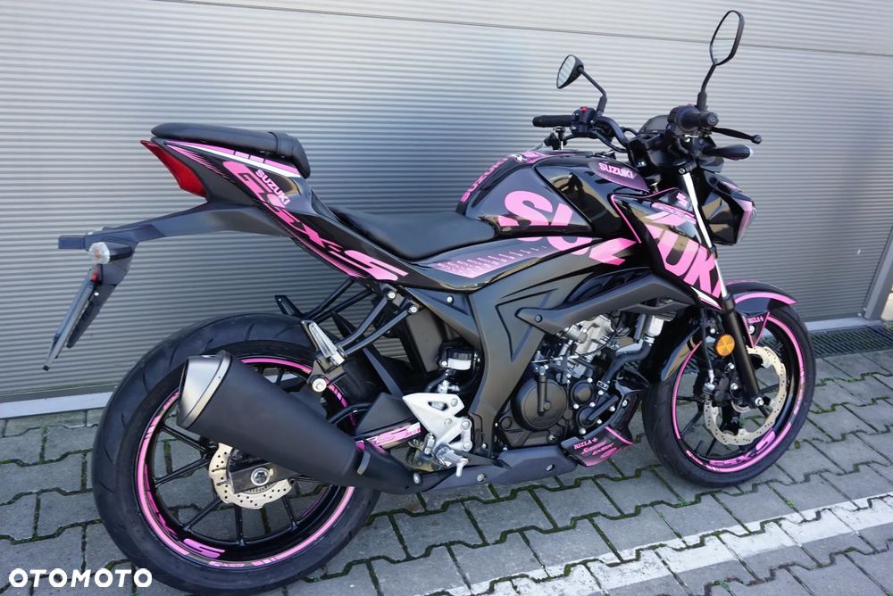 Suzuki GSX - 4