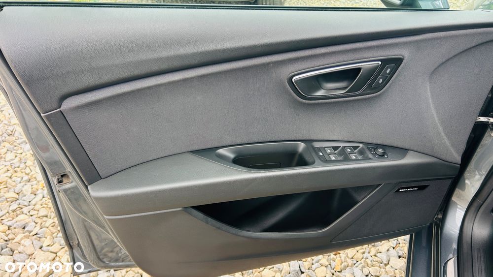 Seat Leon 2.0 TDI DPF Start&Stop DSG XCELLENCE - 24