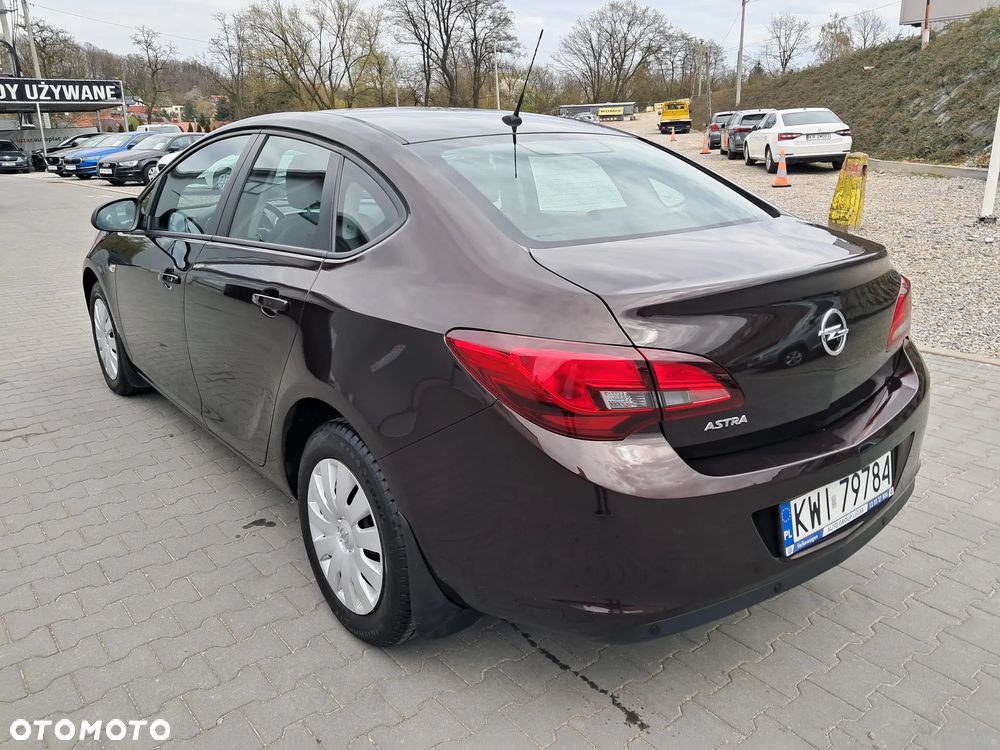 Opel Astra 1.6 Enjoy EU6 - 6
