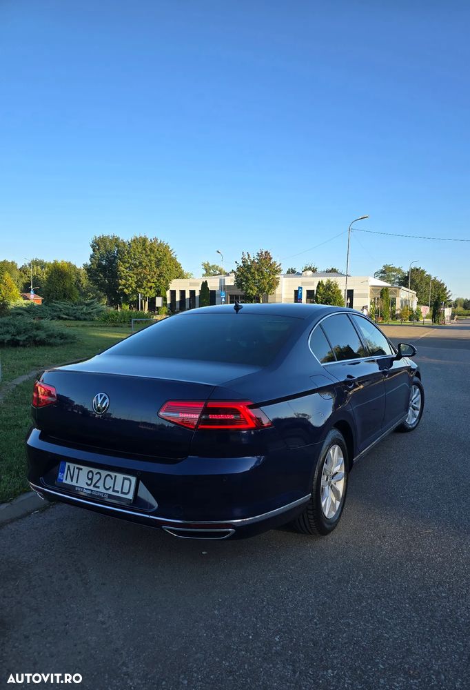 Volkswagen Passat 2.0 TDI DSG Highline - 3