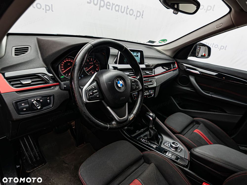 BMW X1 sDrive18d - 11