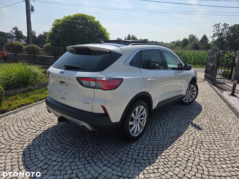 Ford Kuga 2.0 EcoBoost 4x4 Titanium - 39