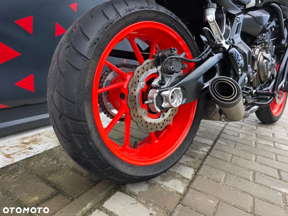 Yamaha MT - 22