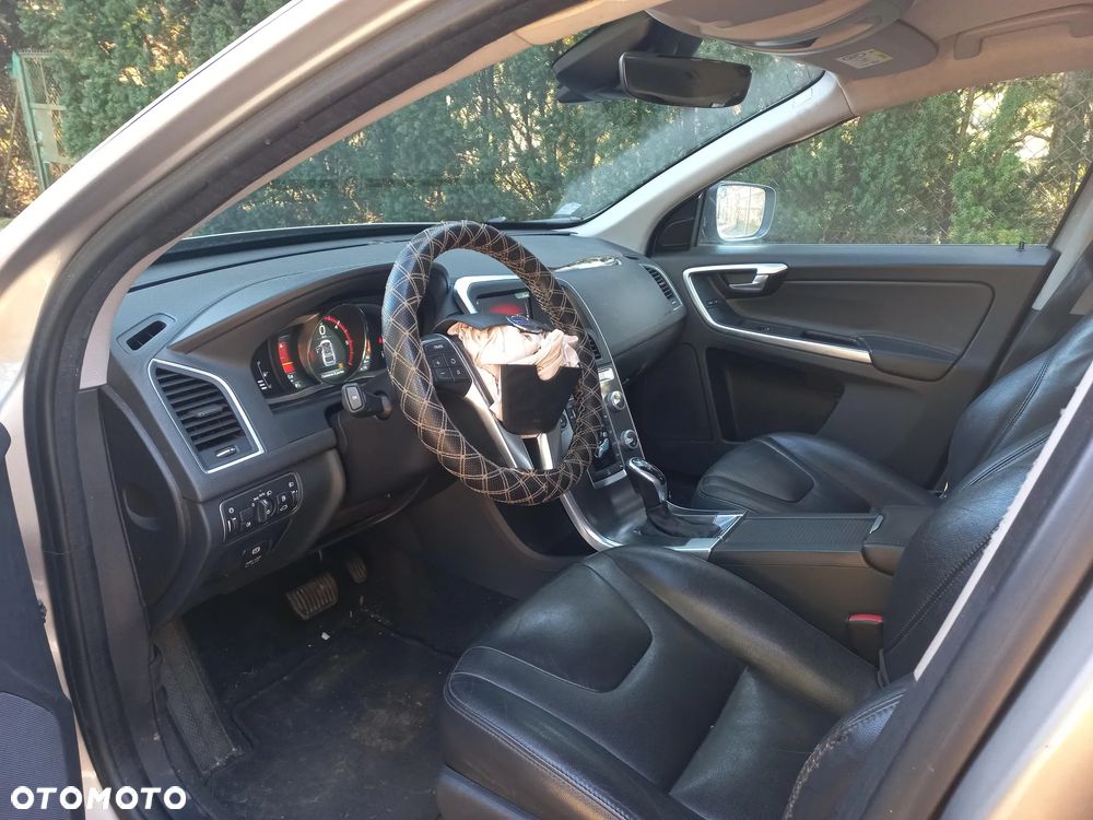 Volvo XC 60 D4 Geartronic Momentum - 7