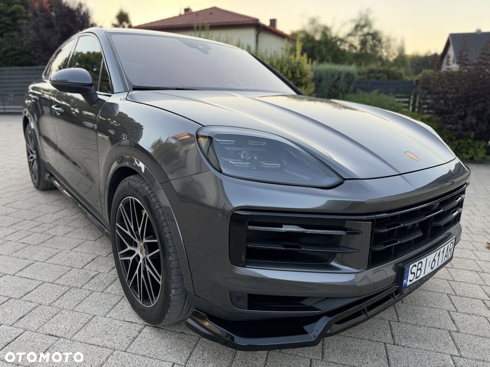 Porsche Cayenne E-Hybrid PHEV - 2