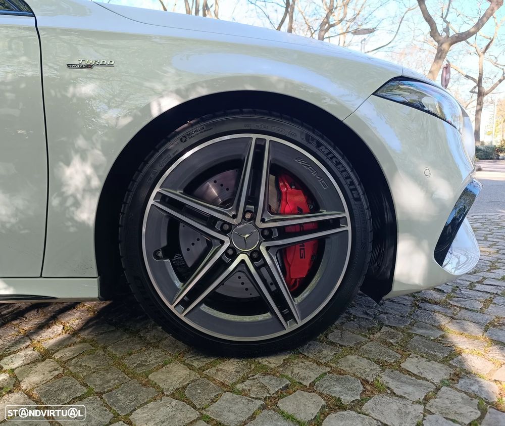 Mercedes-Benz A 45 AMG S 4Matic+ - 13