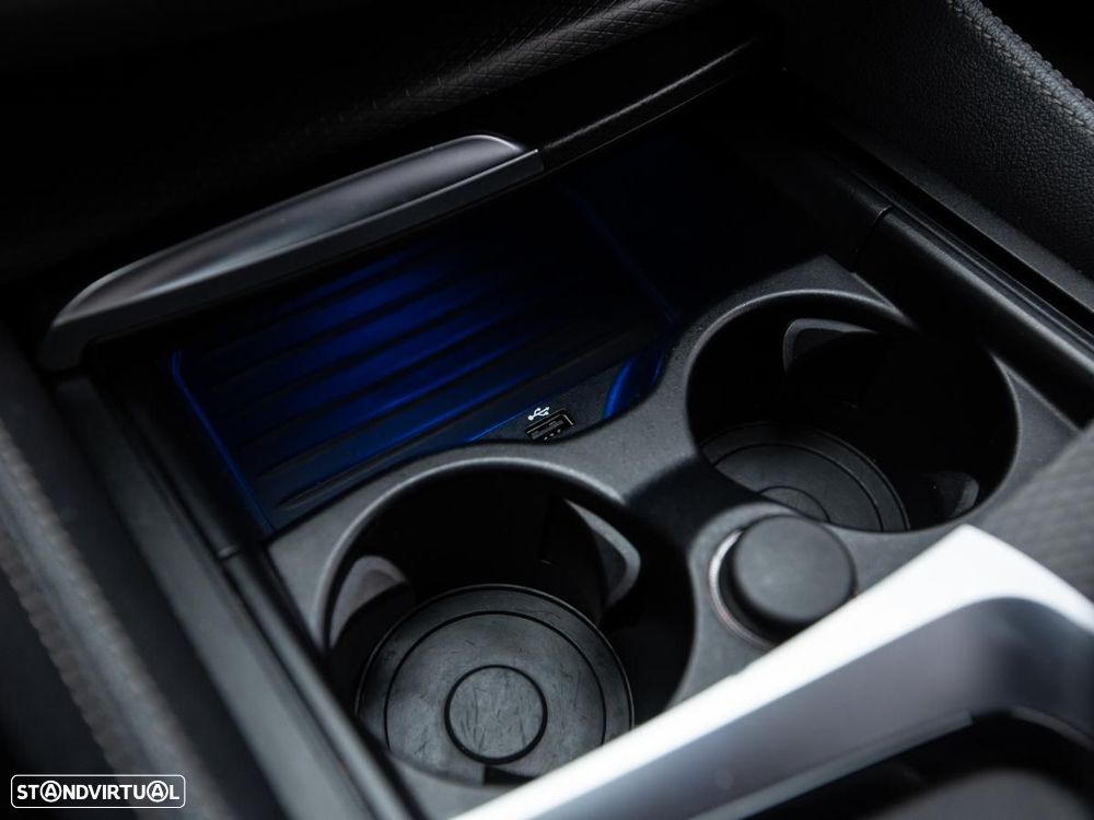 BMW 520 i Pack Desportivo M - 25