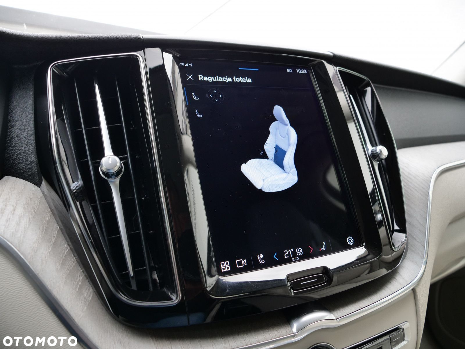 Volvo XC 60 - 29