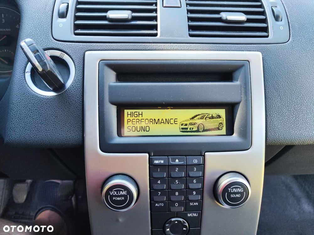 Volvo V50 1.6D - 12