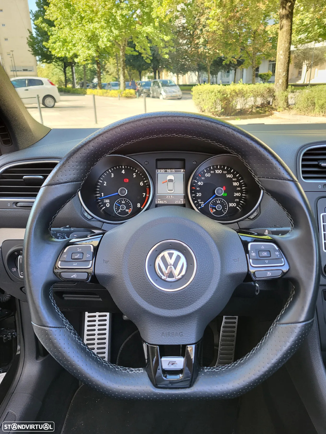 VW Golf Cabriolet R DSG - 26