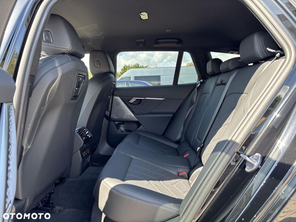 BMW Seria 5 - 16