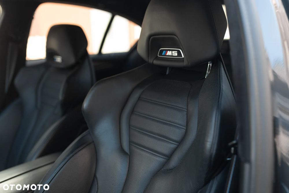 BMW M5 Competition - 16