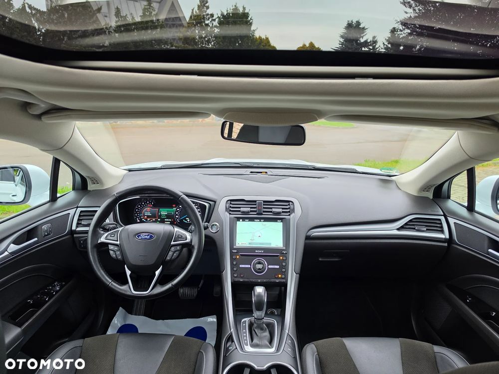 Ford Mondeo 2.0 TDCi Titanium PowerShift - 30