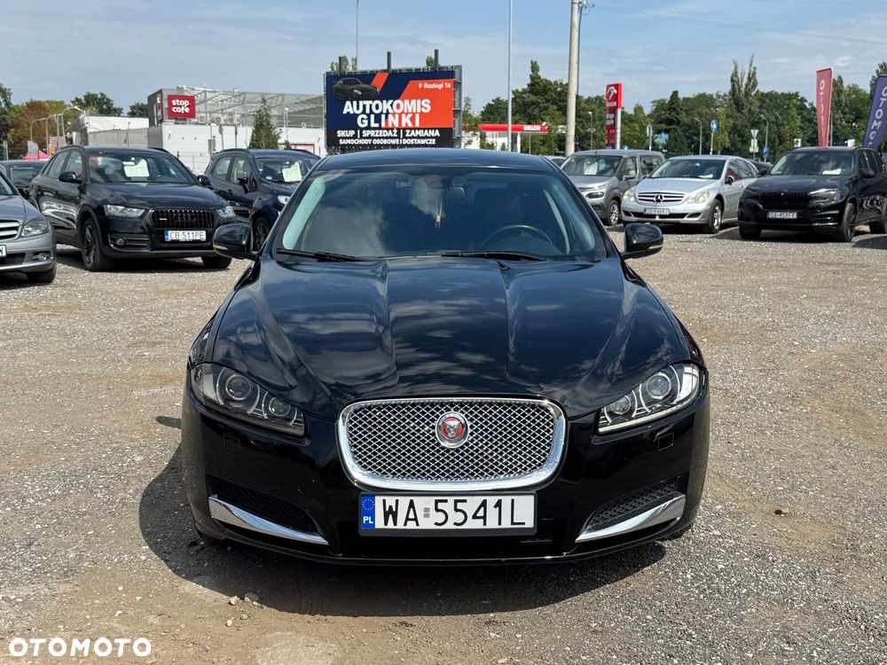 Jaguar XF 2.2 D Premium Luxury - 24