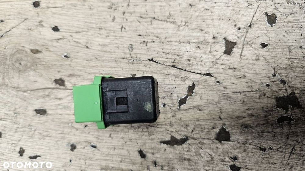 Przekaźnik rozrusznika stycznik Honda - 4