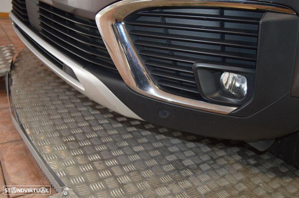 Peugeot 5008 1.2 PureTech Allure EAT6 - 19