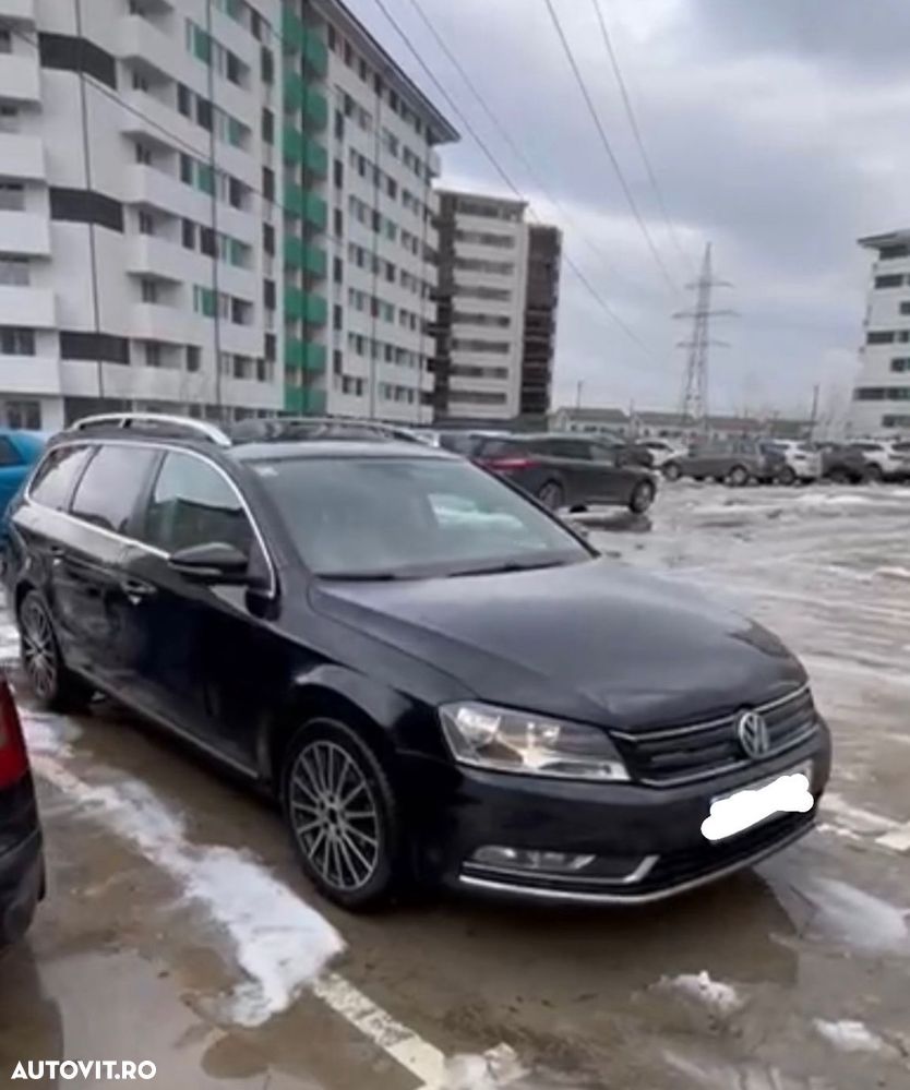 Volkswagen Passat - 4