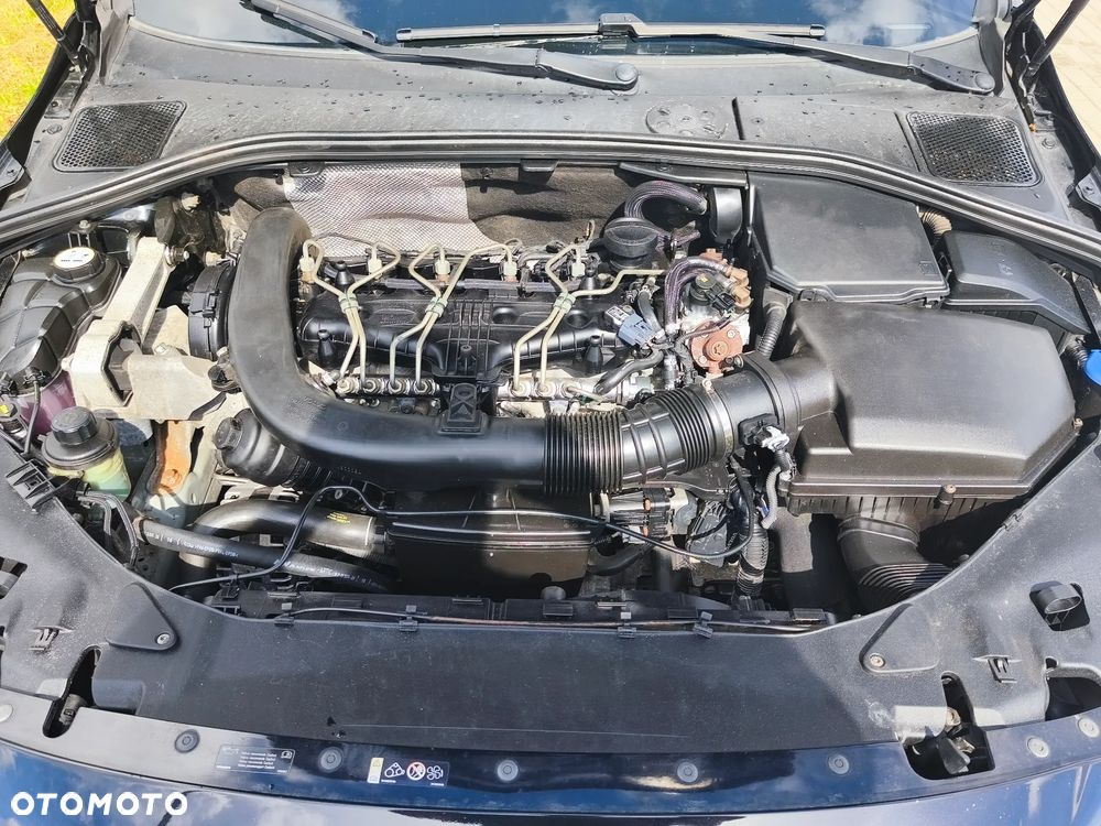 Volvo V60 D3 Geartronic Summum - 10