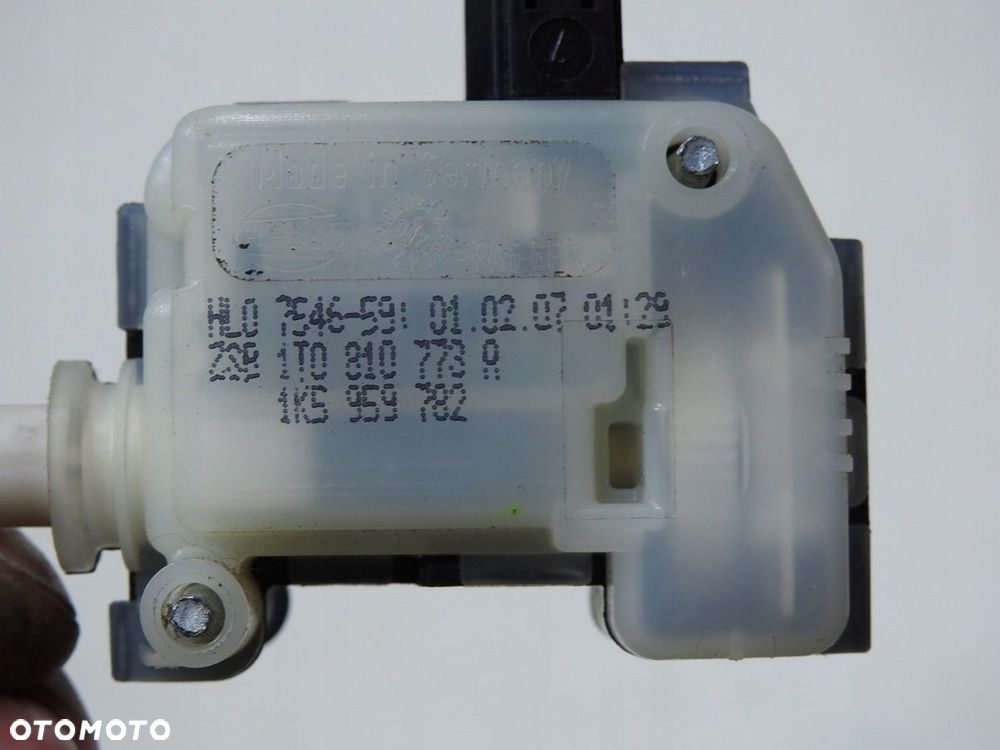 SIŁOWNIK KLAPKI PALIWA VW TOURAN LIFT 1T0810773A - 6
