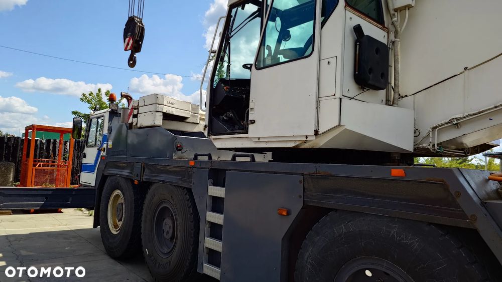 Liebherr LIEBHERR LTM1050 - 24