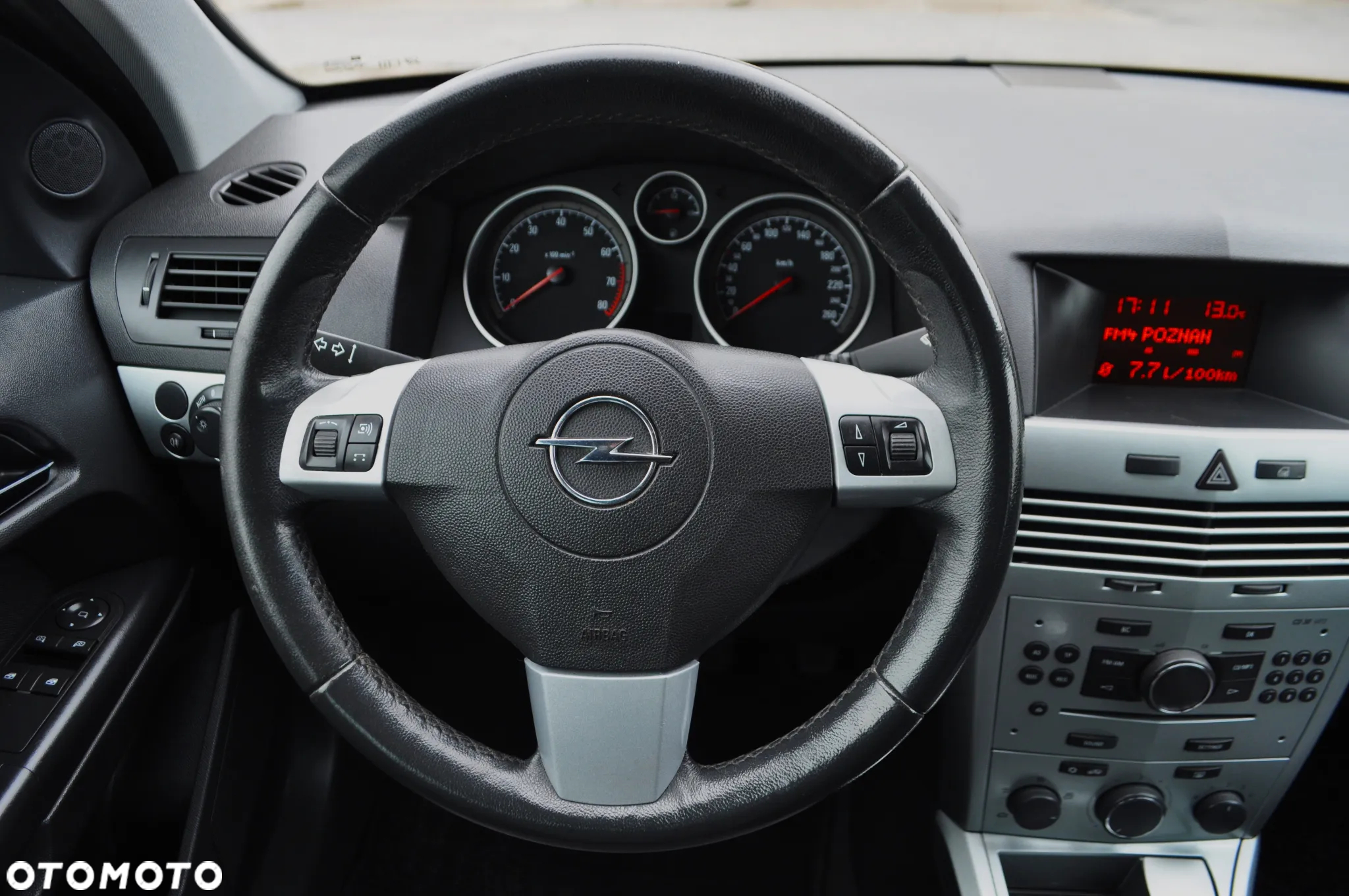 Opel Astra - 12