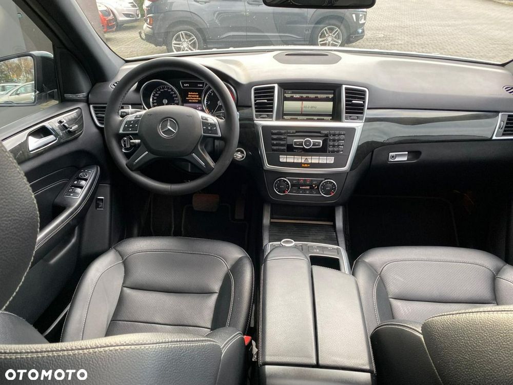 Mercedes-Benz ML 350 BlueTEC 4MATIC 7G-TRONIC - 11