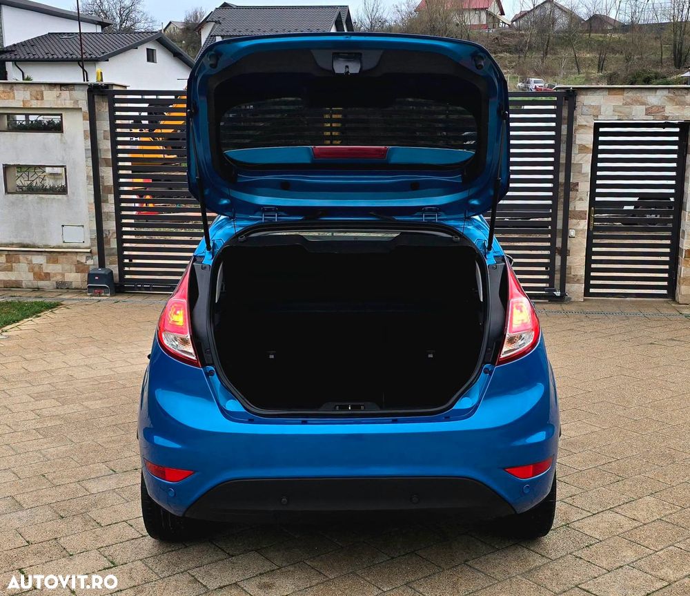 Ford Fiesta 1.6 TDCI Titanium - 24