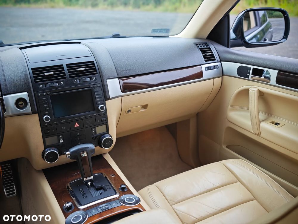 Volkswagen Touareg 4.2 V8 Tiptr - 16
