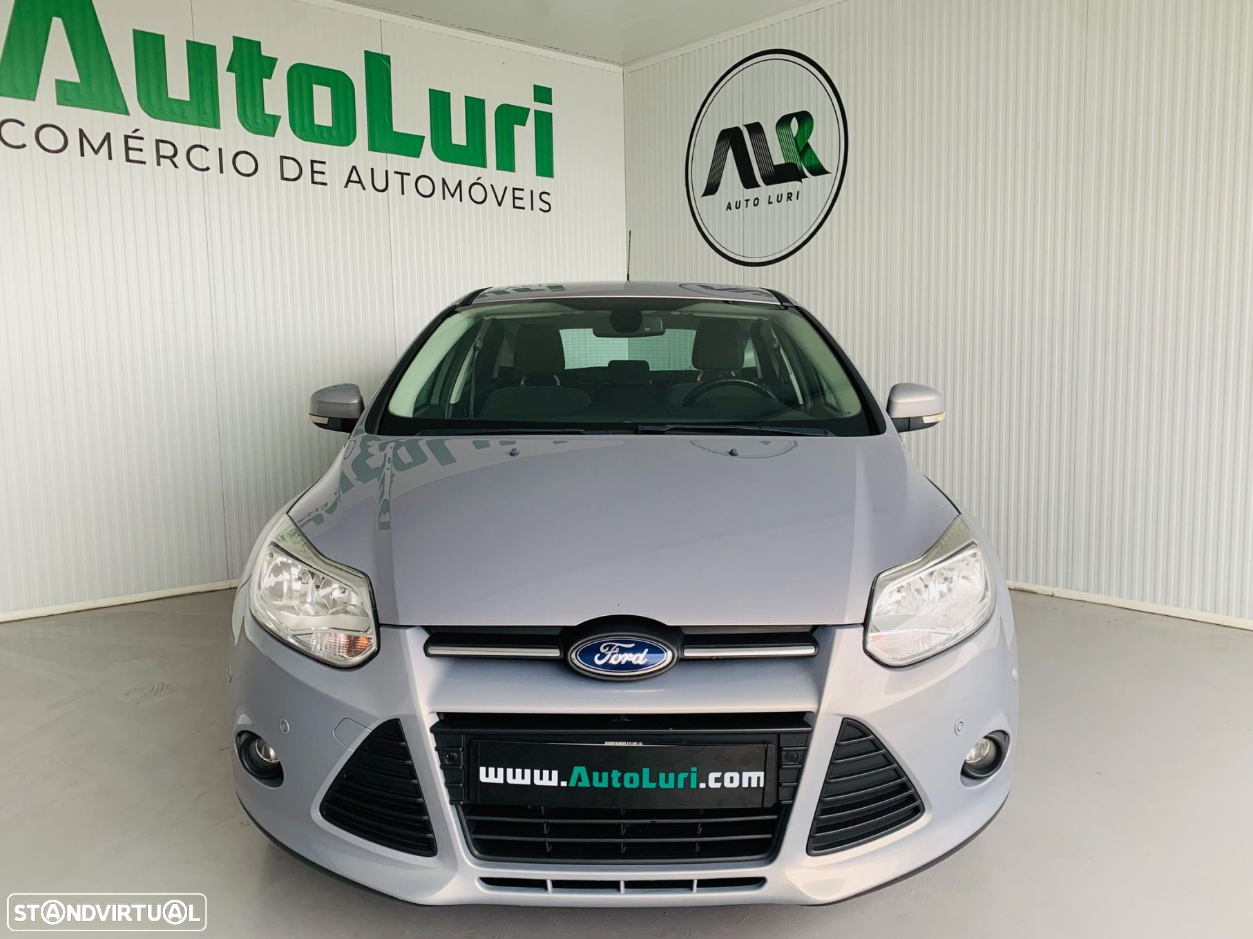 Ford Focus 1.0 EcoBoost S&S TITANIUM - 2