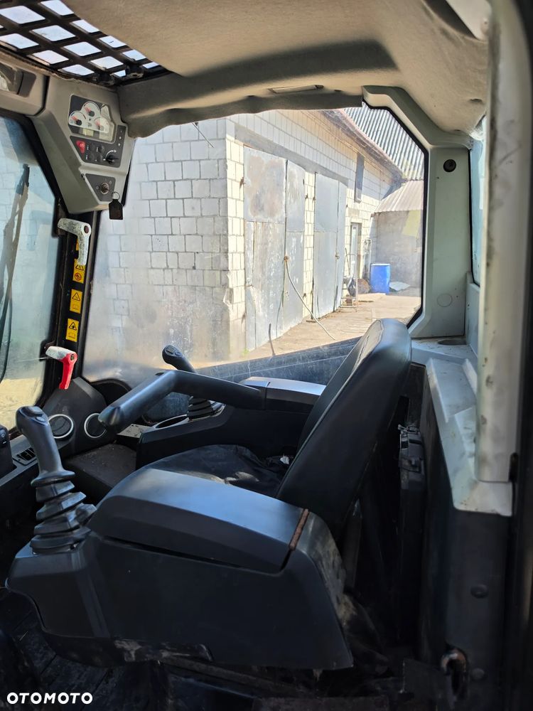 JCB TLT 30 teletruk.bobcat jcb robot - 12