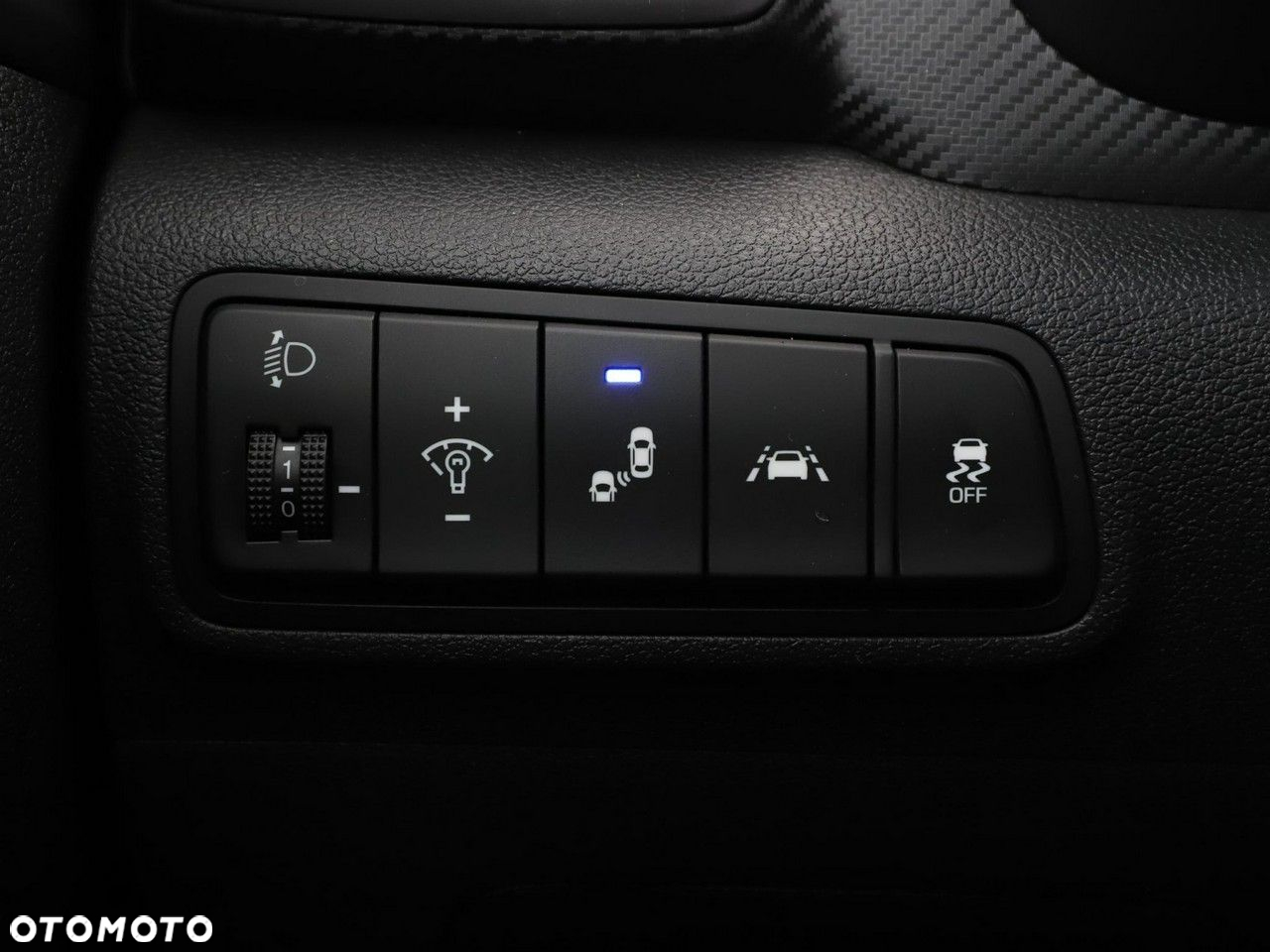 Hyundai Tucson 1.6 GDi 2WD Trend - 32
