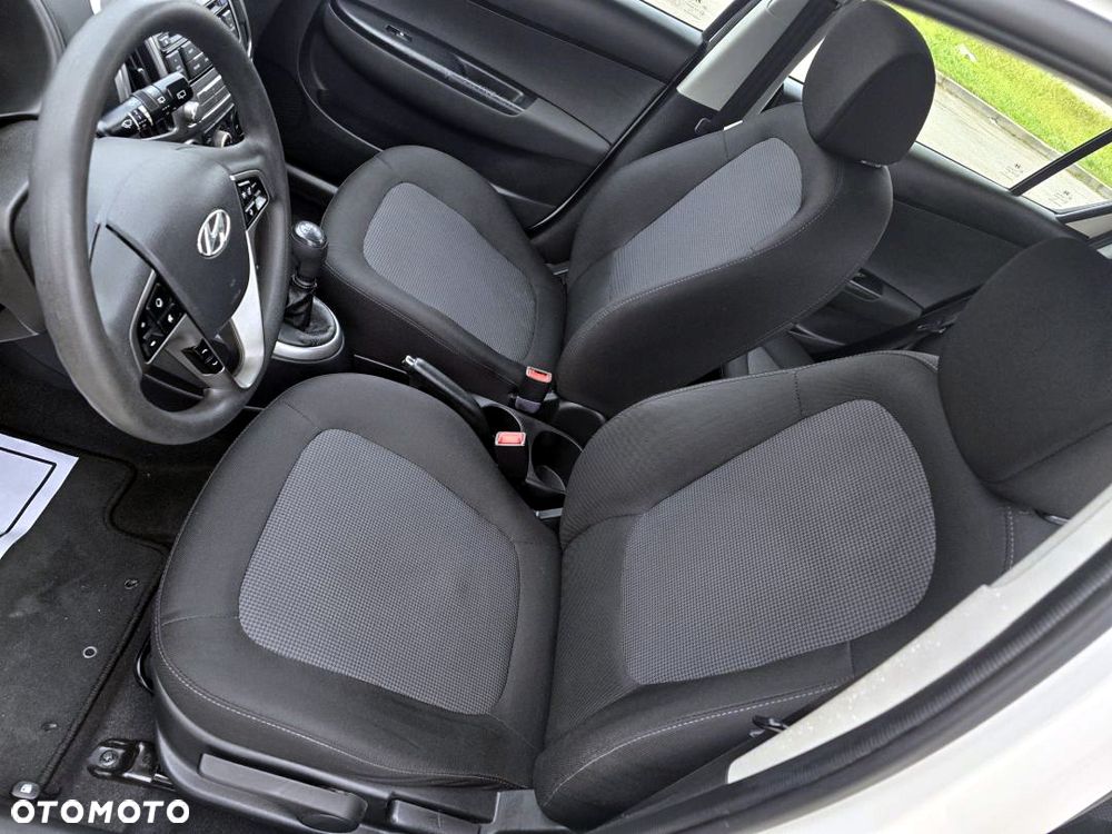 Hyundai i20 1.1 CRDi Comfort - 17