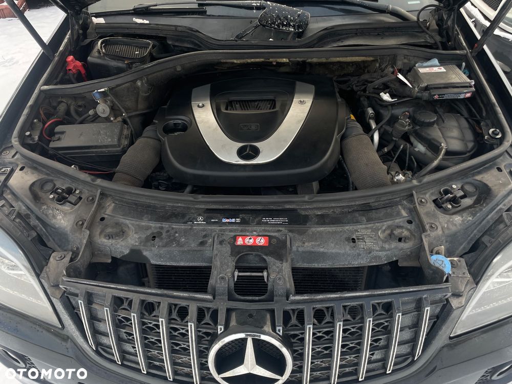 Mercedes-Benz ML - 24