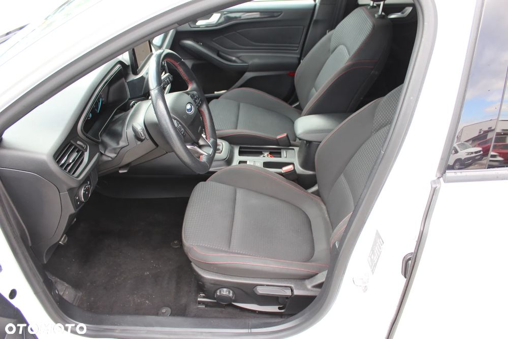 Ford Focus 2.0 TDCi ST-Line Red ASS - 33
