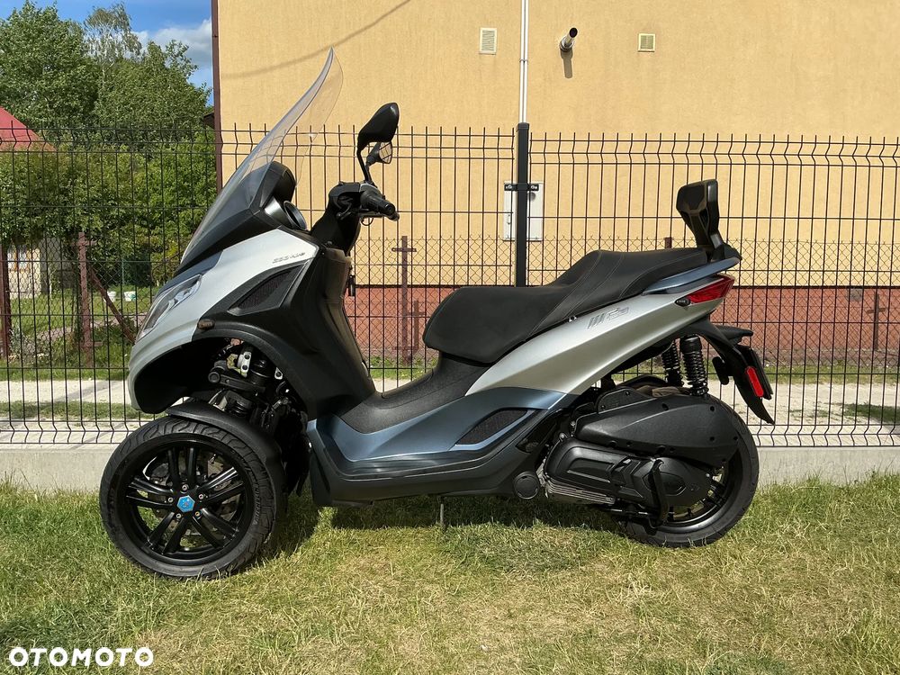 Piaggio MP-3 - 2