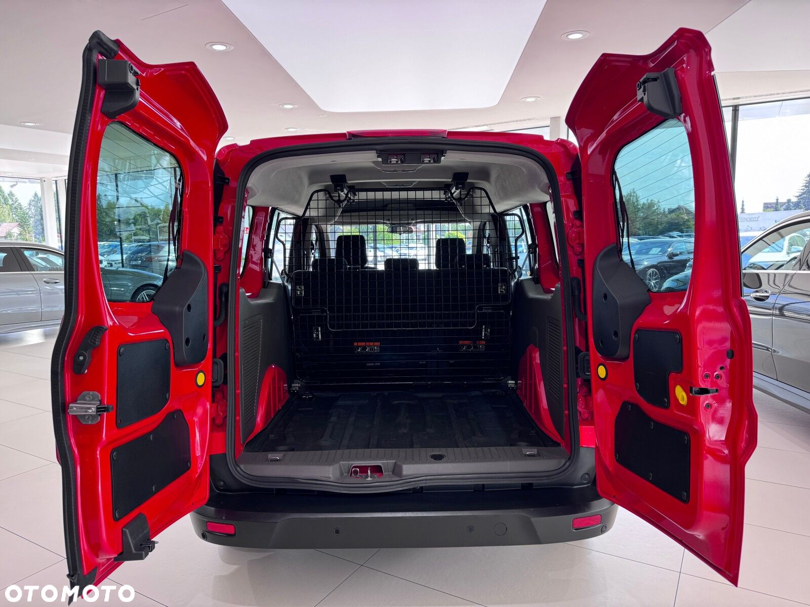 Ford Transit Connect - 17