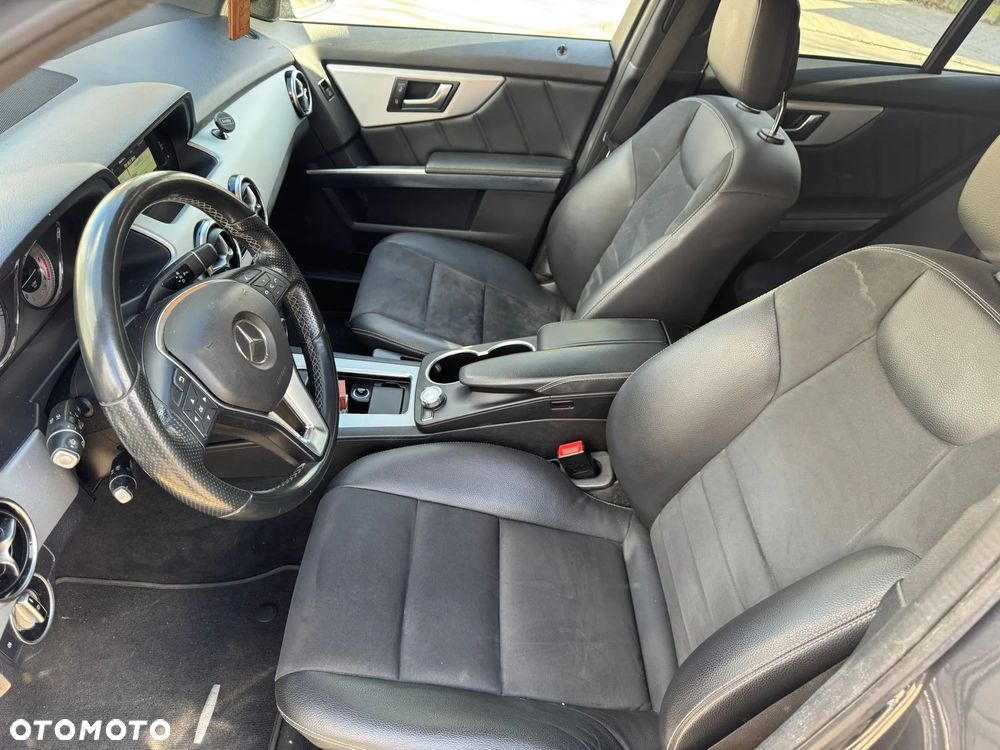 Mercedes-Benz GLK 220 CDI DPF 4Matic BlueEFFICIENCY 7G-TRONIC - 21