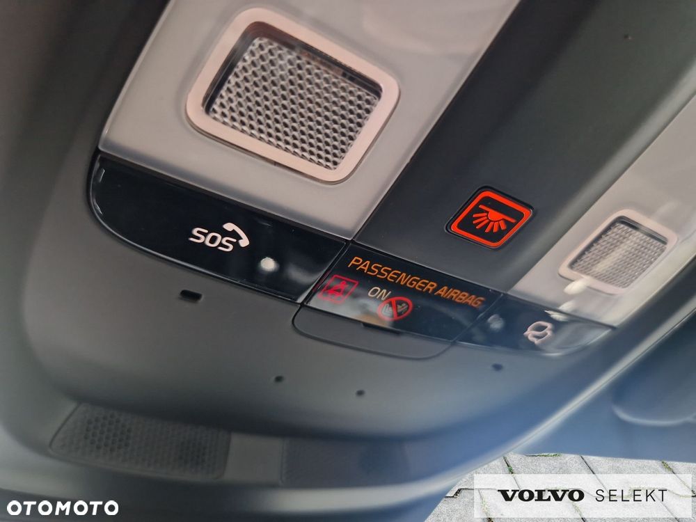 Volvo XC 40 - 29