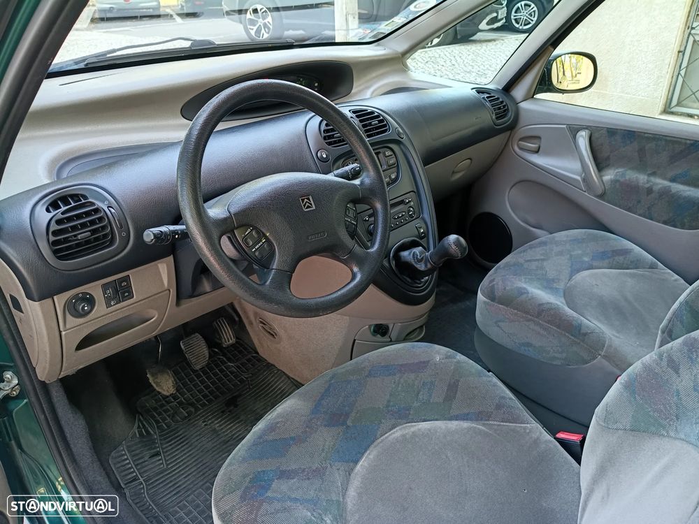 Citroën Xsara Picasso 1.6 SX - 11